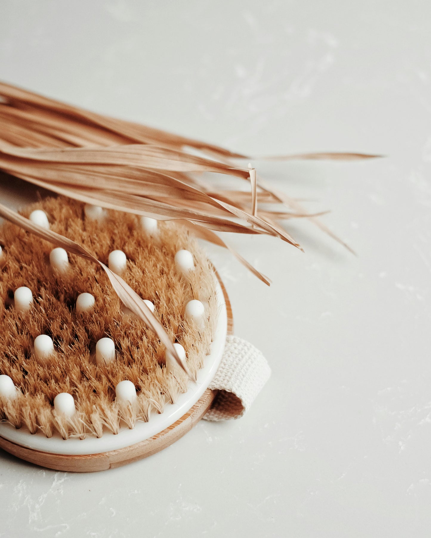 Facial massager-exfoliator